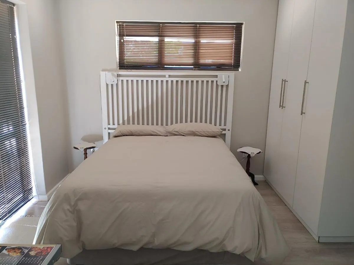 Daire Terra Nova Accommodation - Unit Esme Cape Town